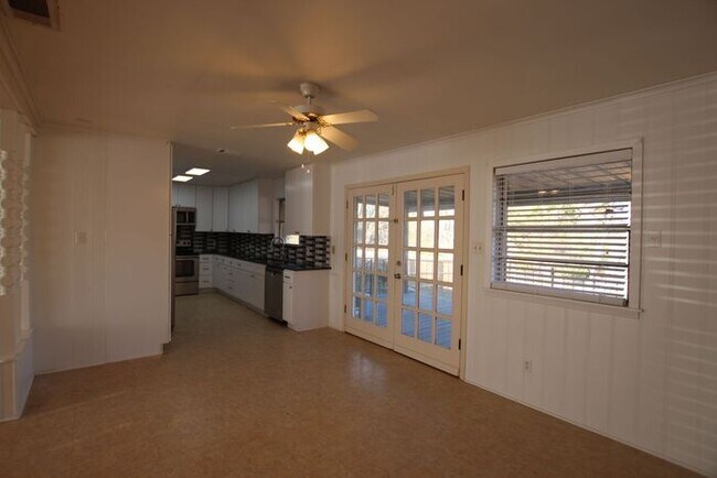 Foto del edificio - 3 Bed 2 Bath Home Near UT Tyler!