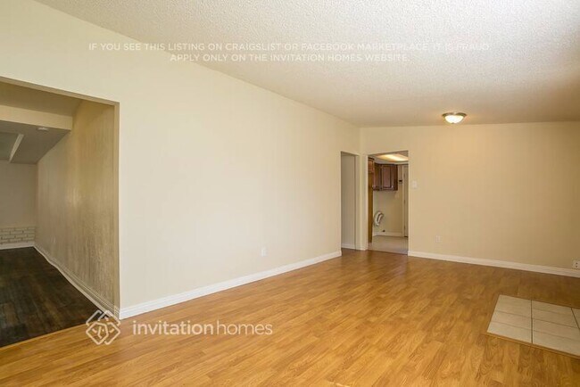 Foto del edificio - 15641 Clarkgrove St