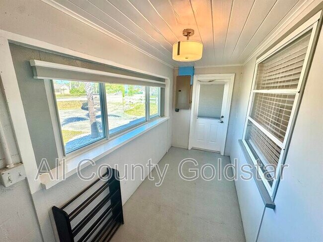 Foto del edificio - 495 S McCall Rd
