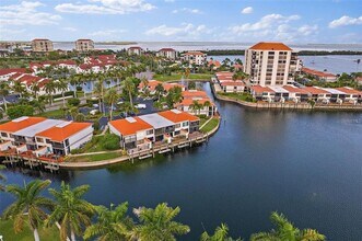 Building Photo - 6277 Bahia Del Mar Blvd S