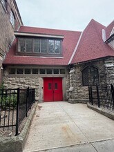 Building Photo - 310 Montgomery St