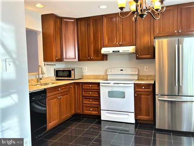 Foto del edificio - 10903 Tuckerman Hill Ln