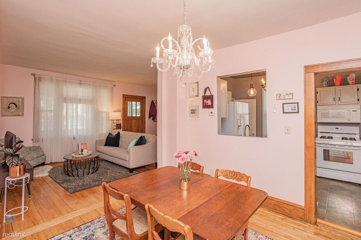 Foto principal - 1 br, 2 bath Condo - 282 Hamline Ave S