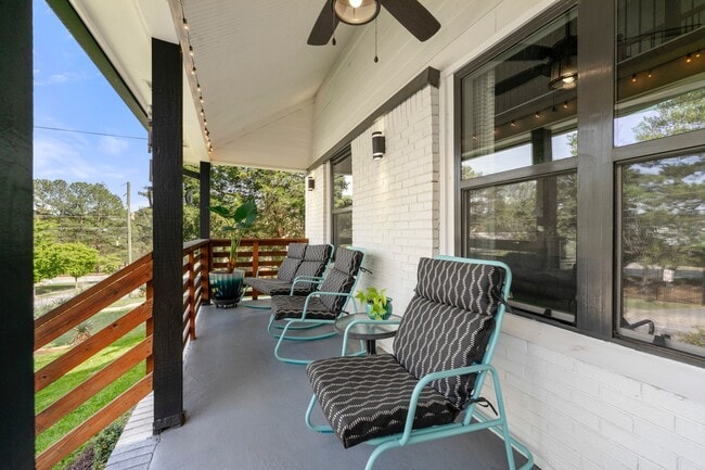 Building Photo - 3412 Collier Dr NW
