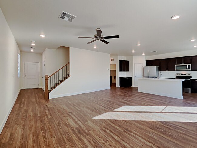 Building Photo - 6130 Schmidt Street