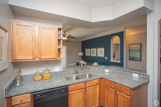 2HAB, 2BA - 1130SF - Modelo renovado - Vista 121