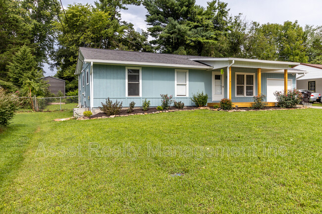 Building Photo - 8544 Baron Dr