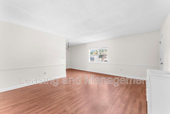 Foto del edificio - 201 Oakmont Ave