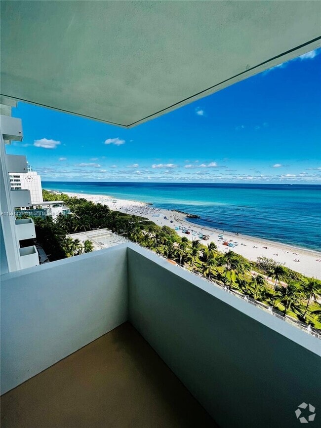Building Photo - 2899 Collins Ave