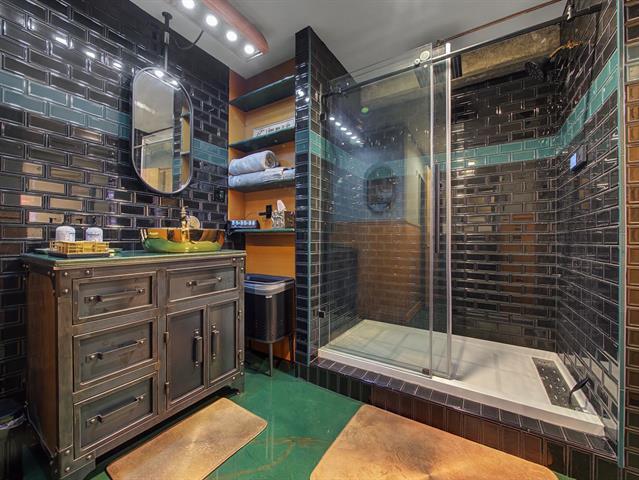 Foto del edificio - 1999 McKinney Ave