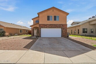 Building Photo - 11961 Mesquite Miel Dr