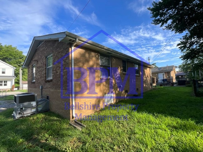 Building Photo - Spacious 3 Bed, 1 Bath Home in Springfield...