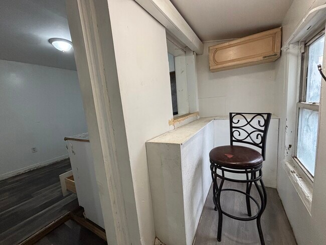 Foto del edificio - 247 Inslee Pl