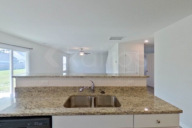 Foto del edificio - 121 W Luminous Way