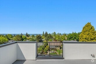 Building Photo - 5439 California Ave SW