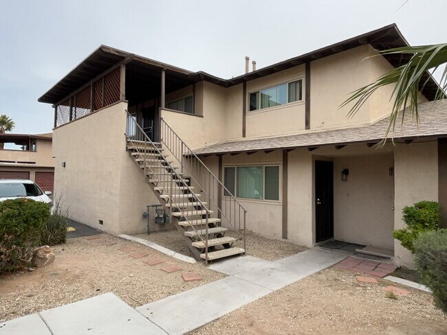 Foto del edificio - 2-Bed 1-bath in Prime Las Vegas Location – 950 Sq. Ft. of Comfort!