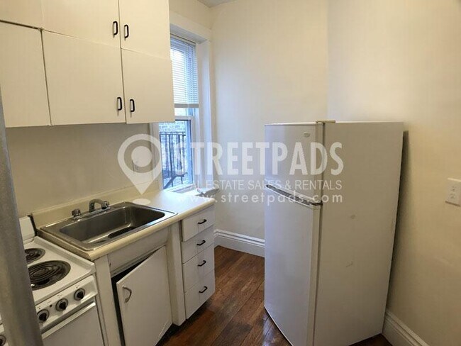 Foto del edificio - 1 bedroom in Boston MA 02215