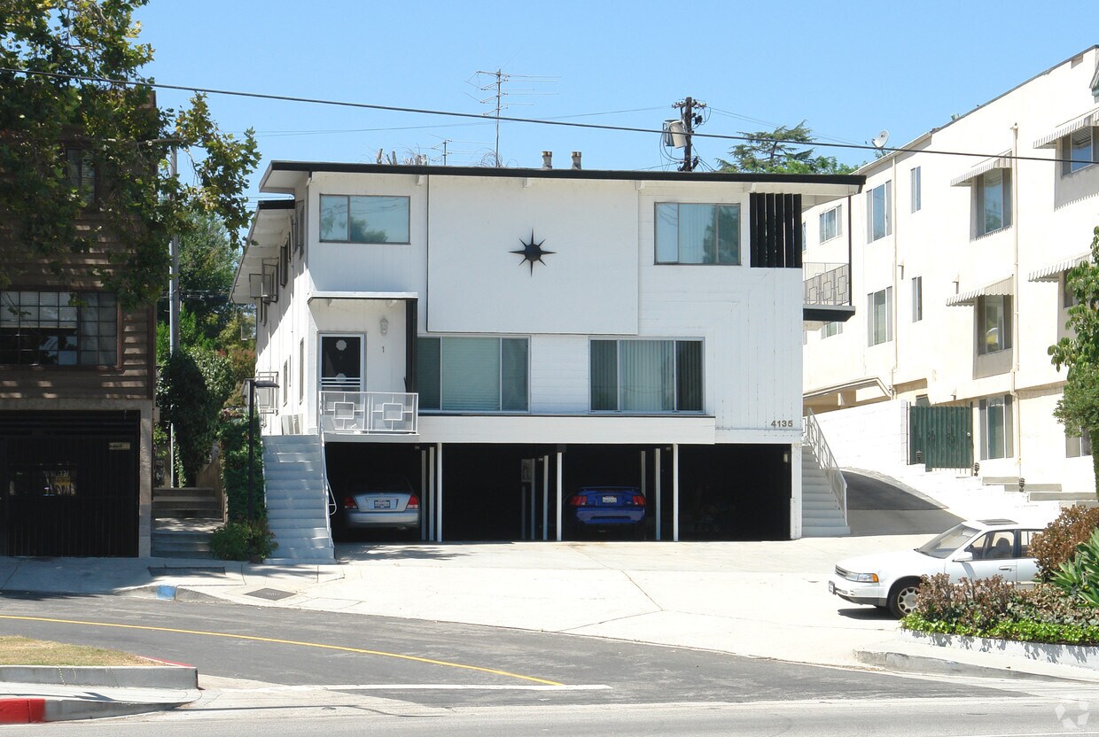 Primary Photo - 4135 Laurel Canyon Blvd