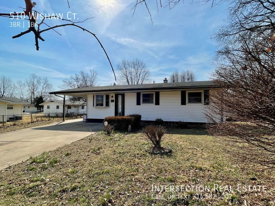 Primary Photo - Updated 3bd/1ba House w/Fenced Yard
