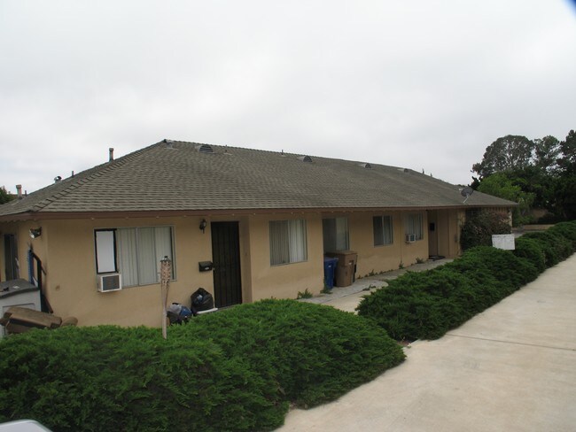 Building Photo - 10 Unit Portfolio in Ventura