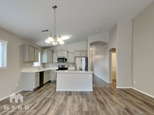 Building Photo - 11806 W Camino Vivaz