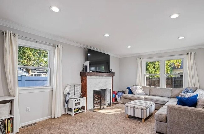 Foto del edificio - 2416 Aleda Ave SE