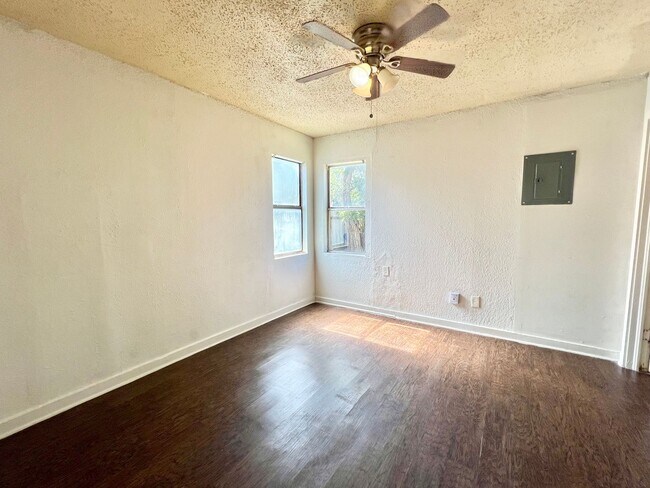 Building Photo - 1525 29th St