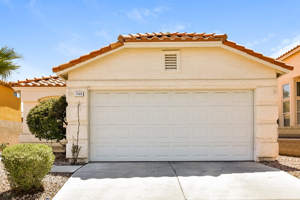 Foto principal - 7409 Sunspot Dr