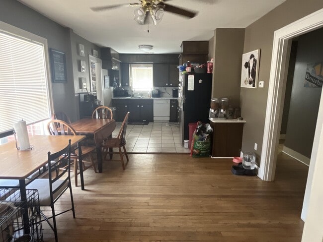 Foto del edificio - 2506 23rd St