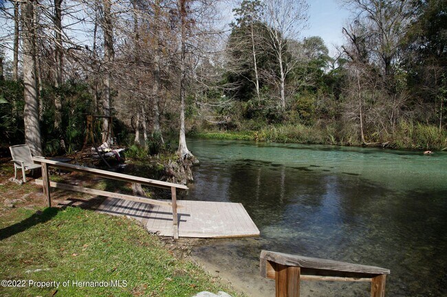 Building Photo - 6421 River Lodge Ln