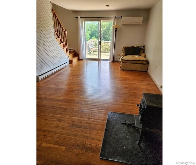 Foto del edificio - 160 Couch Rd