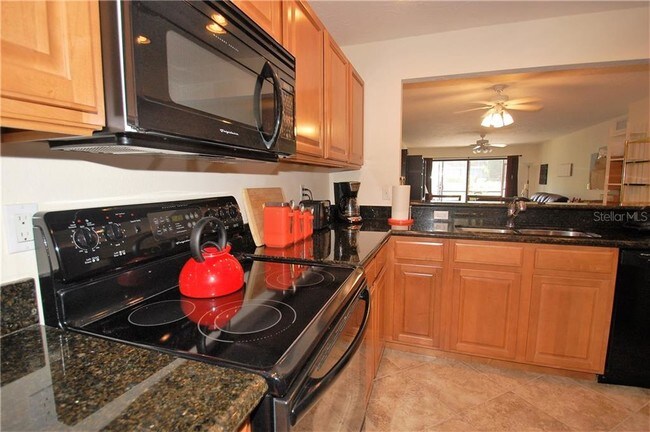 Foto del edificio - 1531 Clower Creek Dr