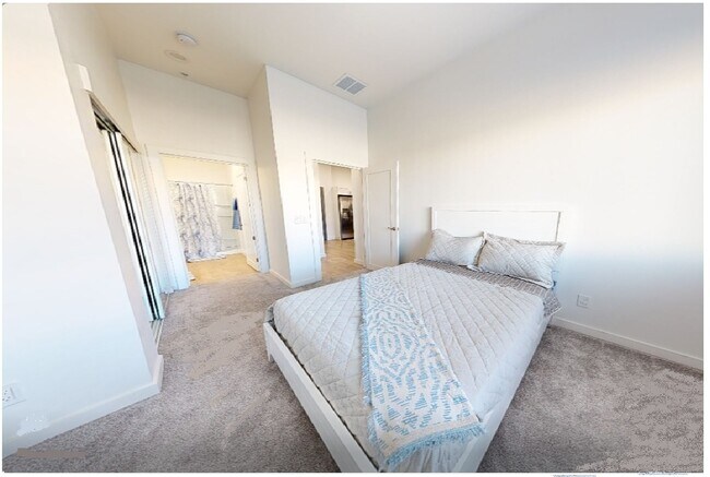 Building Photo - Apache Rock Apartments