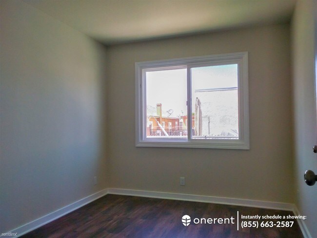 Building Photo - 2 br, 1 bath Duplex - 2696 Parker Ave