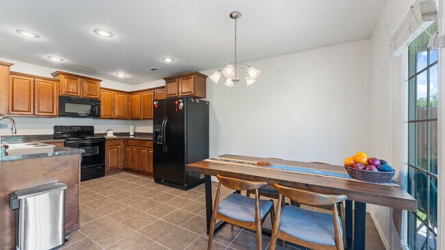 Building Photo - 4486 W Serviceberry Dr