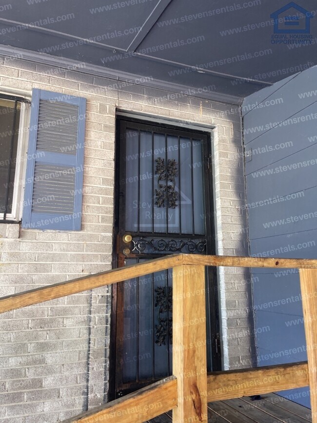 Foto del edificio - 3615 Ridgeside Rd