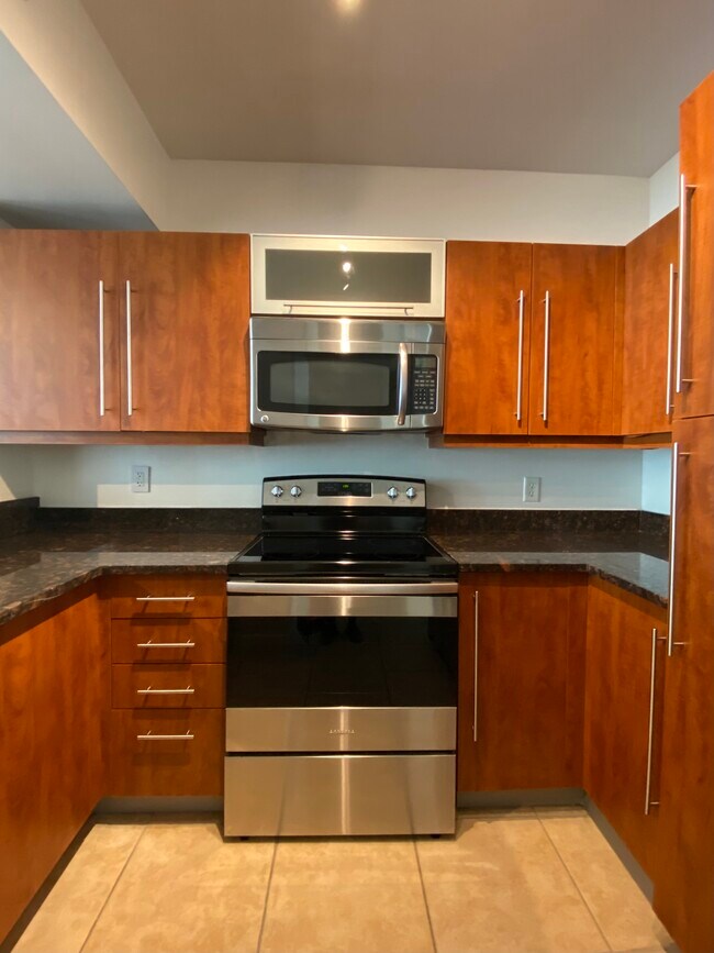 Building Photo - 7350 SW 89th St