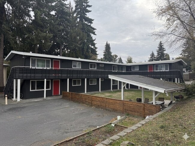Building Photo - 130 SW 184th St