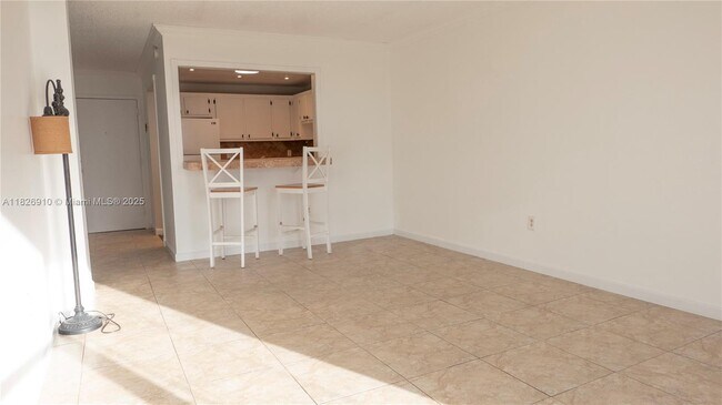 Foto del edificio - 16851 NE 23rd Ave