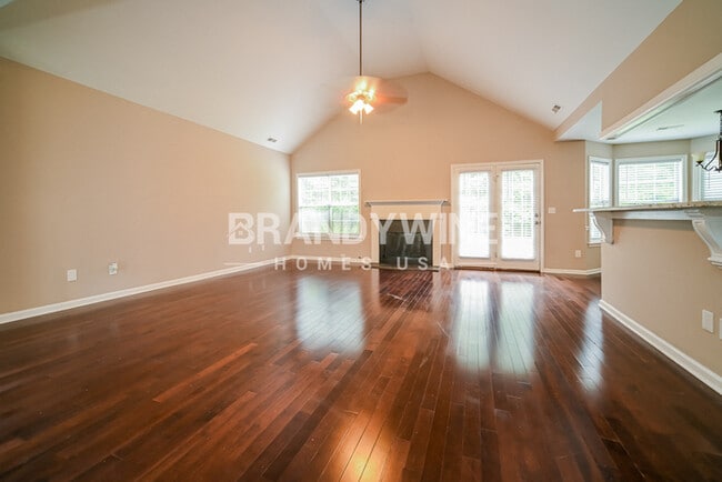 Building Photo - 200 Masters Way