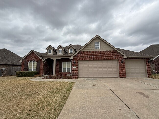 Building Photo - COMING SOON- 3 Bedroom With Whole House Generator, Bonus Room, Pet Friendly