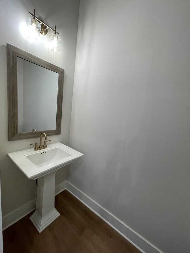 Building Photo - Discover the Charm of Hwy 150 living in Everlee