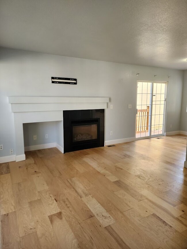 Building Photo - Long Realty & Property Management - South ...