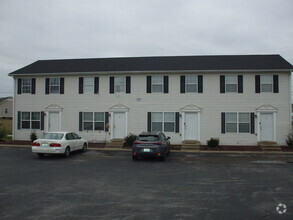 Building Photo - 1957 Stonehenge Ave