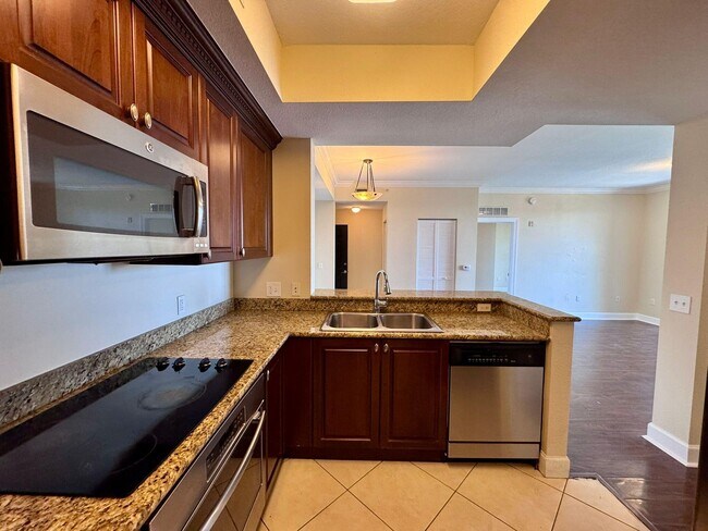Foto del edificio - 1660 Renaissance Commons Blvd
