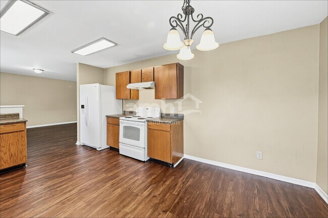 Foto del edificio - 2361 Blackthorn Dr