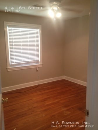 Photo - 414 18th St House