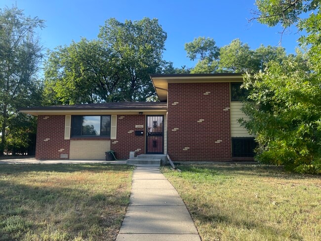 Building Photo - 12752 E Park Lane Dr