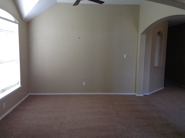 Foto del edificio - 901 Chestnut Ln