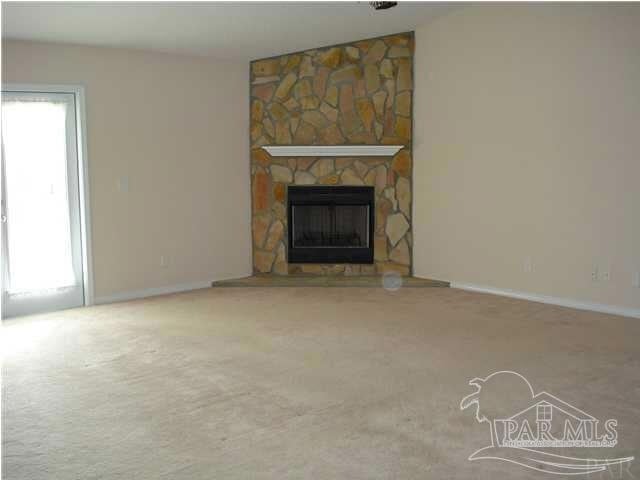 Building Photo - 6139 White Creek Ln